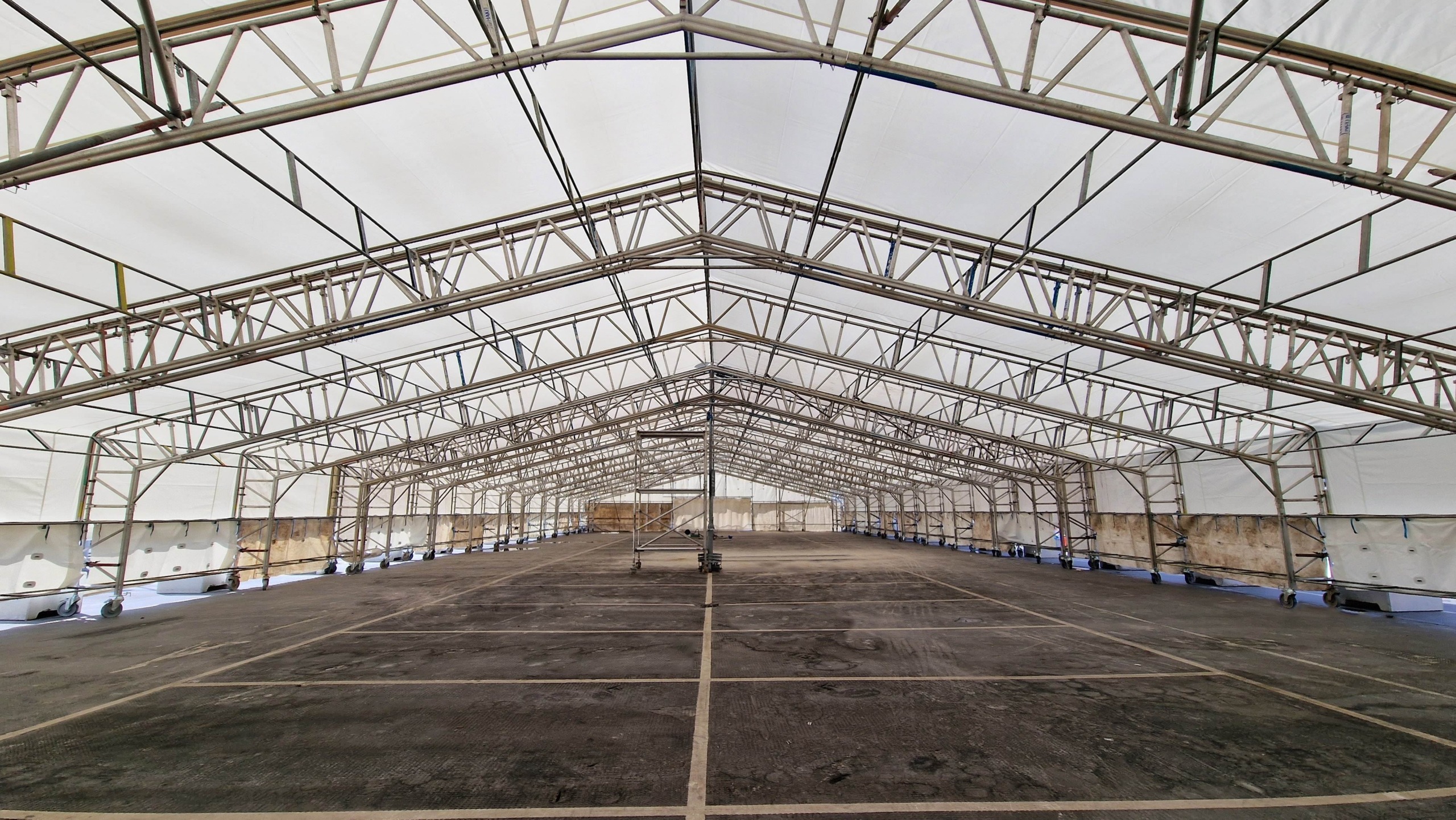 Temporary work shelter scaffold in Basingstoke Temporary Work Shelter Basingstoke